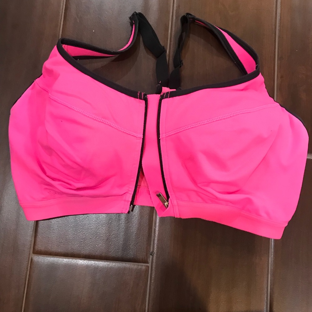 VS Sports Bra